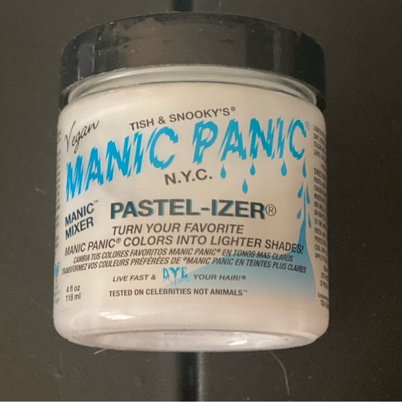 L'Oreal Quick Blue Hair Bleach
Manic Panic Color included. - Picture 4 of 9